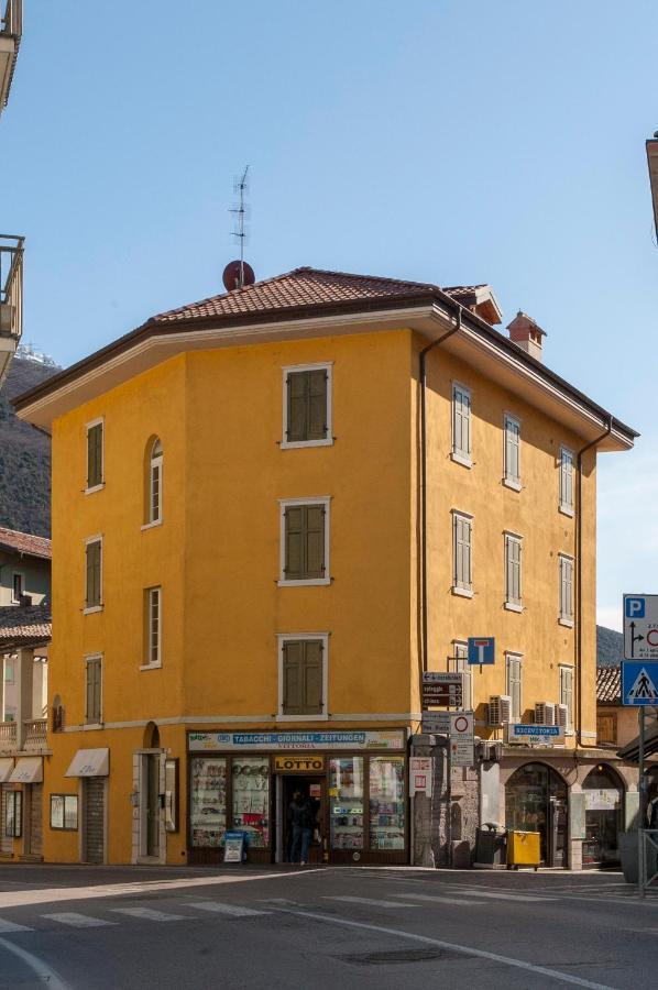 Appartamenti Baia Azzurra 5. Torbole Sul Garda Luaran gambar